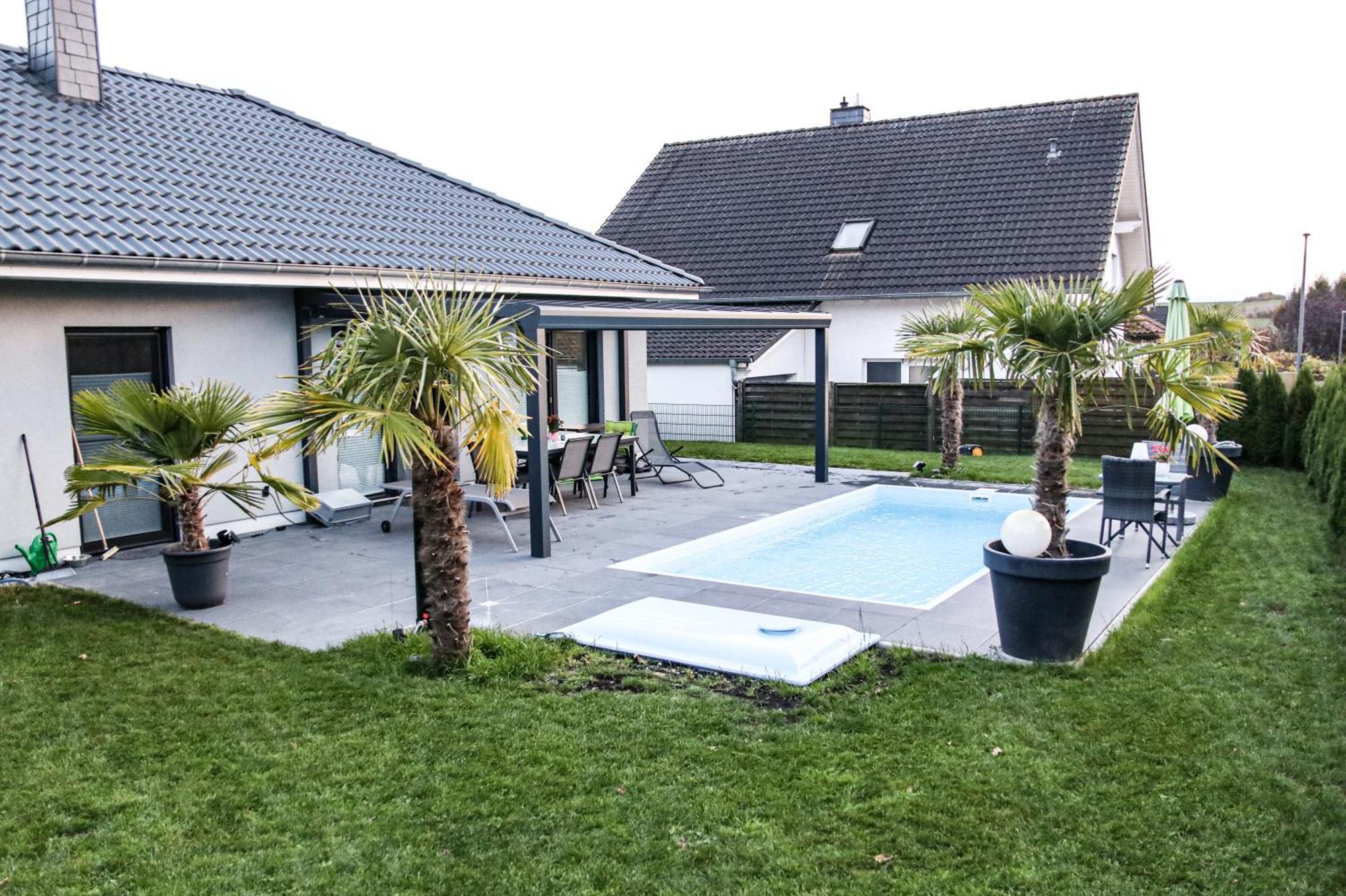 Grosszuegige Unterkunft Mit Terrasse Oberbrechen Exterior photo